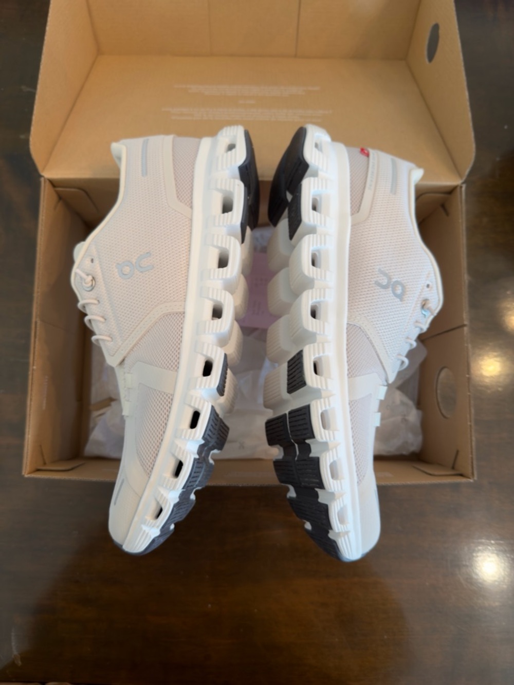 On, Cloud 6 Sneaker in Pearl White size 8 Men’s (Ladies 9.5 equivalent) - Picture 10 of 12
